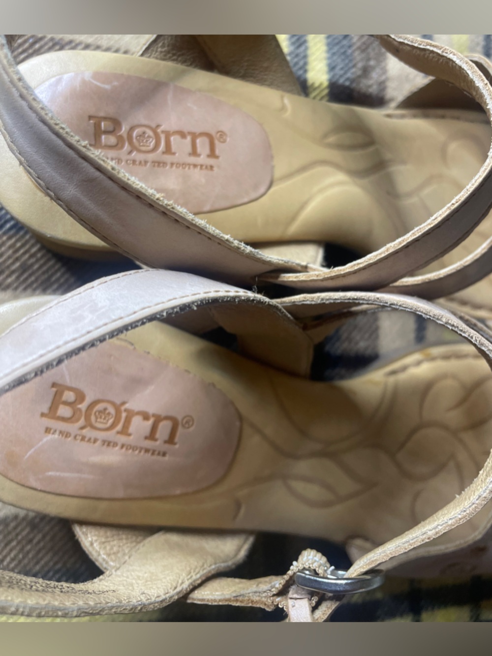 Børn Women's Beige Leather Block Heel Sandals - Comfort Strappy Design Sz 9 EUC - Picture 4 of 9